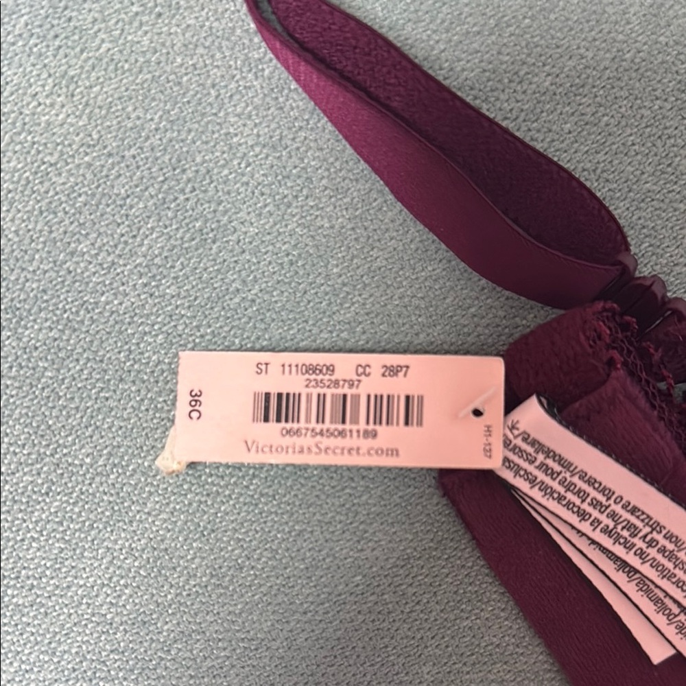 Victoria's Secret Purple Lace Bra with Underwire - Picture 2 of 3